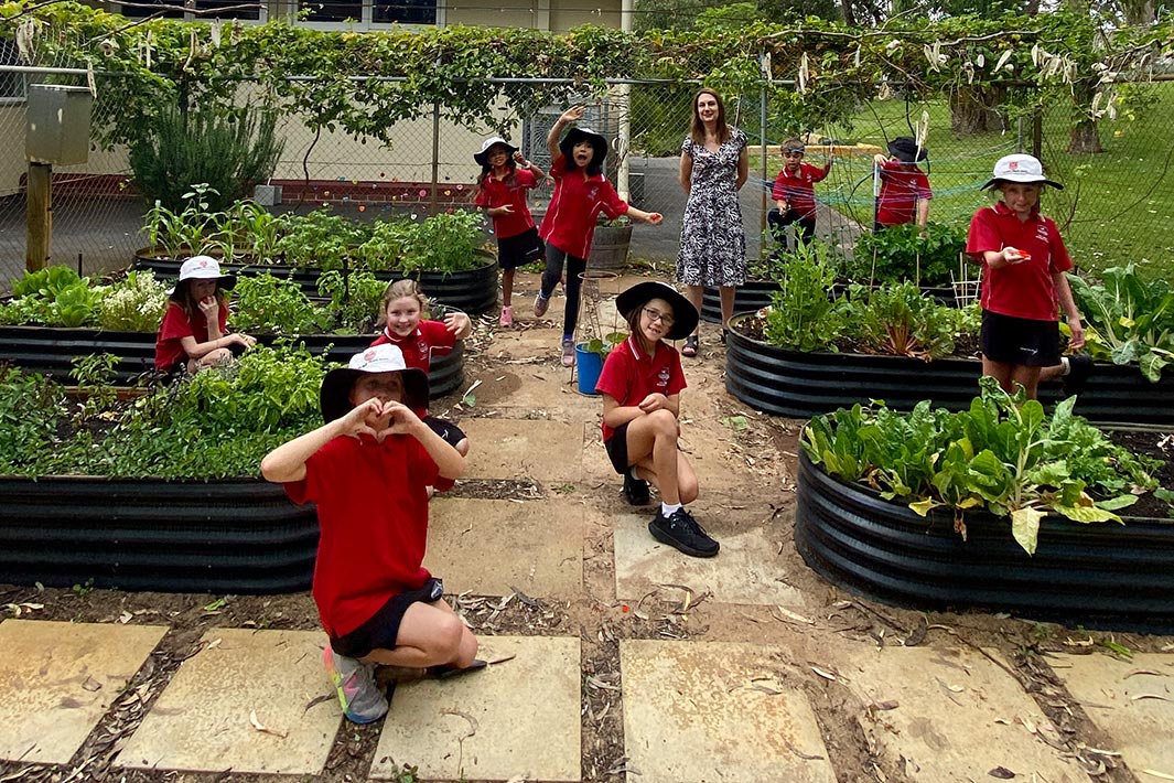 Thanks to their ‘Healthy Hearts, Bodies and Minds’ project, City Beach Primary School in Western Australia not only planted a multi-sensory garden